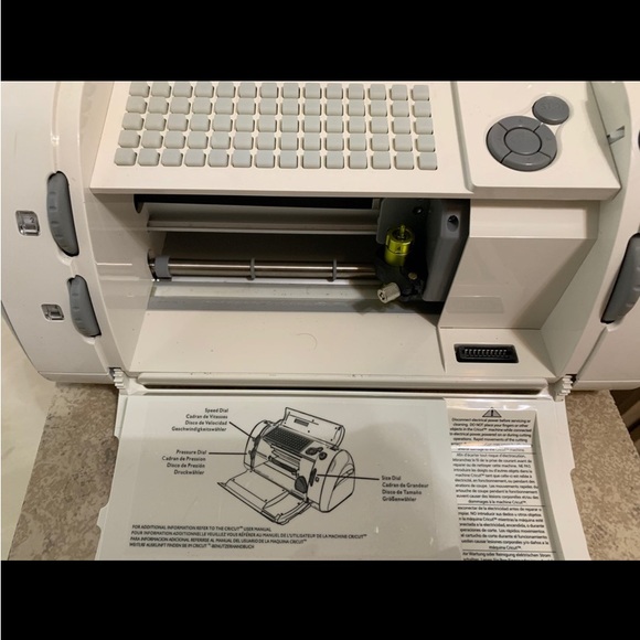 Cricut Other Cricut Crv0 Personal Scrapbook Paper Craft Cutting